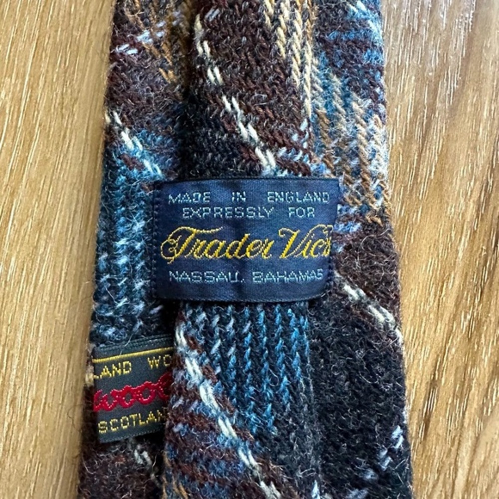 Trader Vic’s Vintage Wool Slim Tie